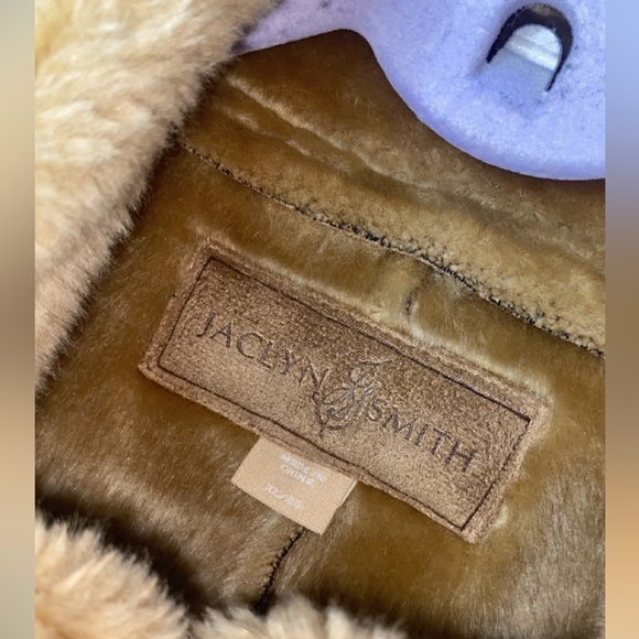 Faux Fur Vest Jaclyn Smith Plus Size XL Quilted Vest Zipped Brown Plush - Picture 2 of 9